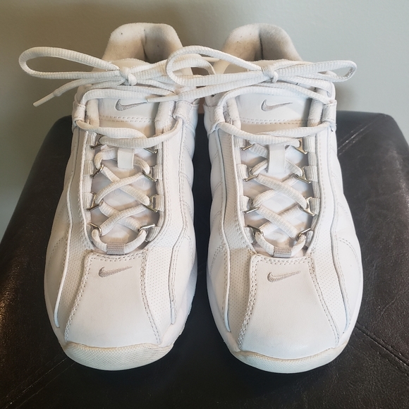 nike hypervenom black boots